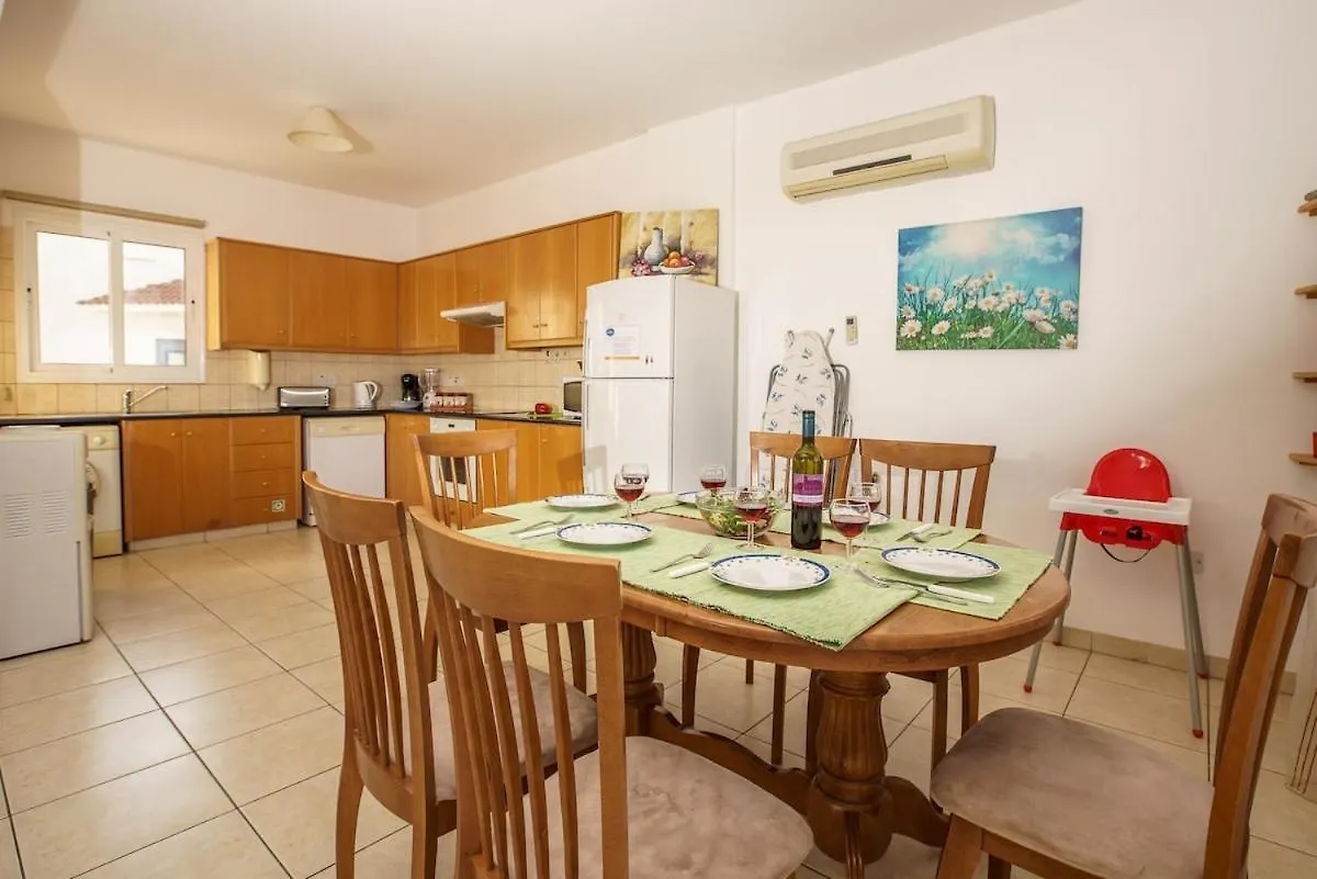 Stay Villa Kangaroo Protaras